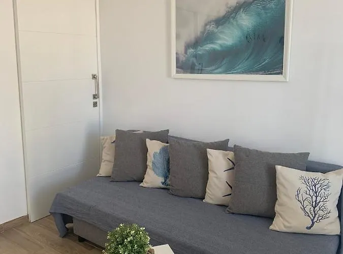 Maison De Vacances, Blue Lagoon ,climatise Avec Piscine, Wifi *