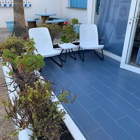 Appartement Maison De Vacances, Blue Lagoon ,climatise Avec Piscine, Wifi